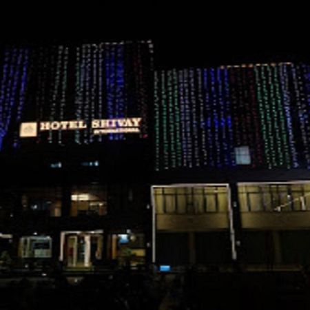 Tharad Hotel Shivay International מראה חיצוני תמונה